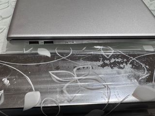 Asus Vivobook Argento