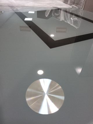 Mesa de comedor Axyss cristal y metal