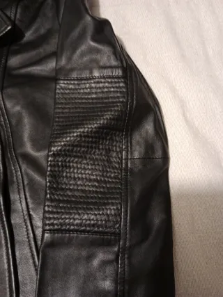 Cazadora cuero mujer negra