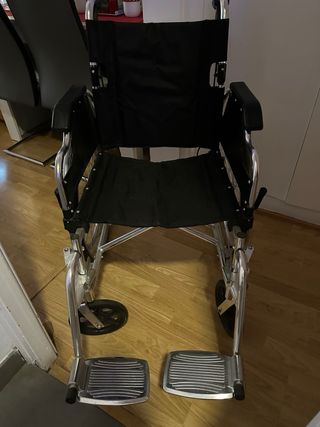 Silla de ruedas plegable