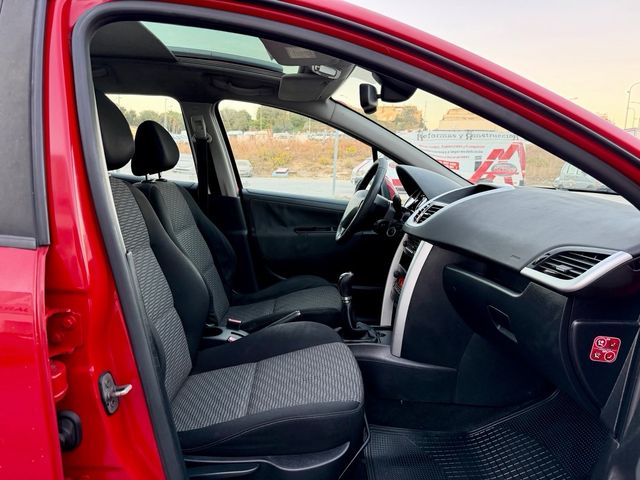 PEUGEOT 207 1.6 HDi 92CV FAMILIAR