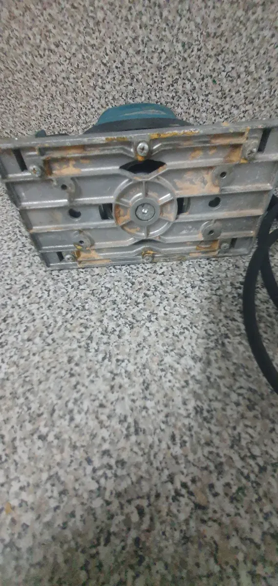 Lijadora orbital Virutex LR46L