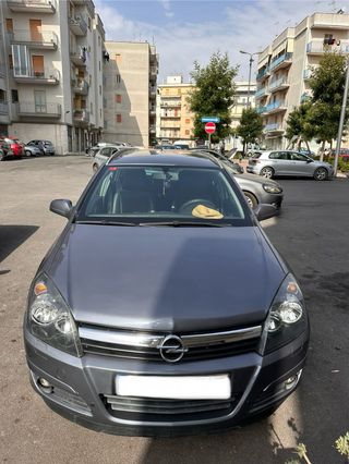 Opel Astra H 1.9 CDTI