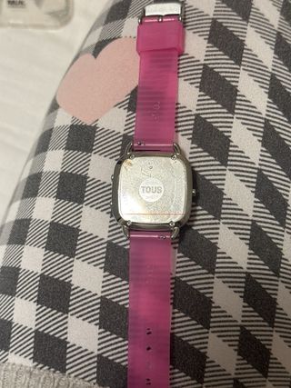 Reloj digital Tous fucsia