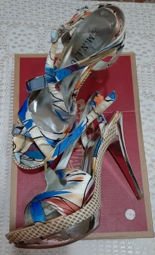 Scarpe donna eleganti M.N.L. taglia 38