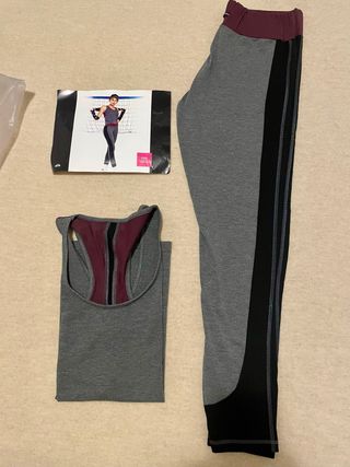 Completo sport leggings e canottiera