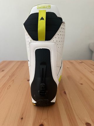 Botas de Snowboard Blancas y Negras para hombre 