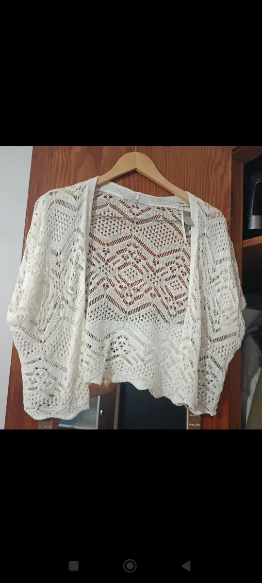 Cárdigan blanco tejido