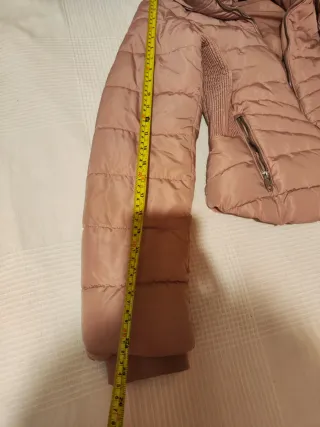 Abrigo Zara rosa con pelo