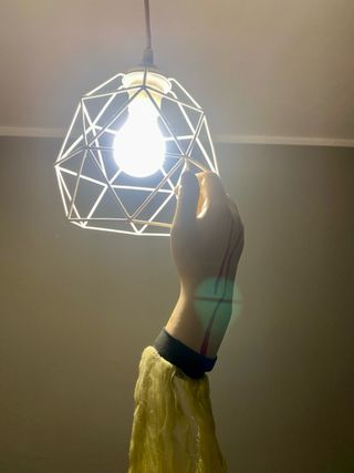 Mano maniquí Halloween