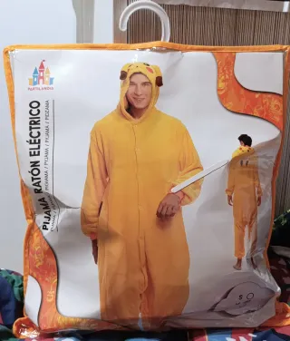 Pijama Pikachu Eléctrico Talla M
