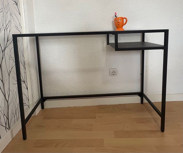 Mesa de portátil IKEA VITTSJÖ