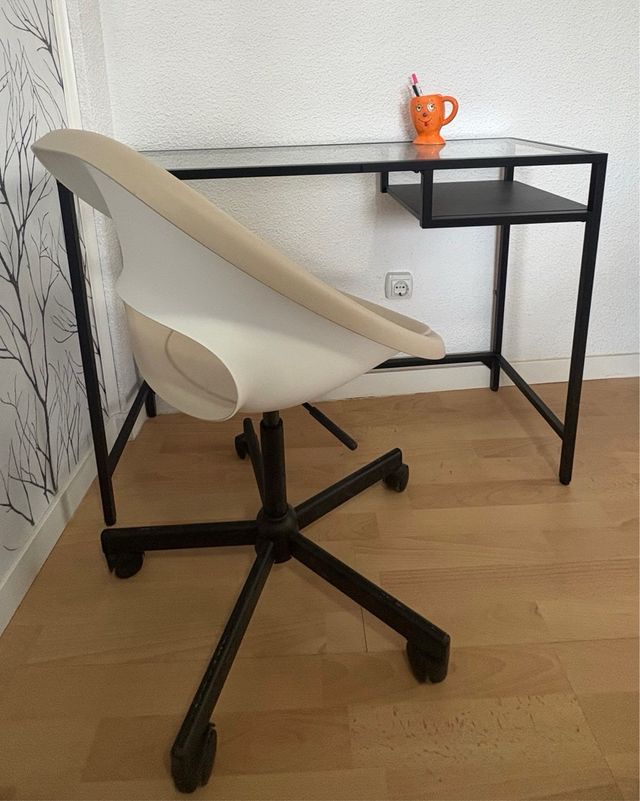 Mesa de portátil IKEA VITTSJÖ