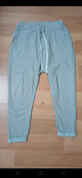 Pantalón Oysho gris
