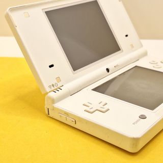 Nintendo DSi Bianco Console Portatile + Scatola