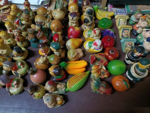 Sacapuntas de cerámica antiguos