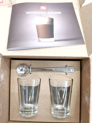 Illy Bicchieri, Cucchiaini e Ricettario