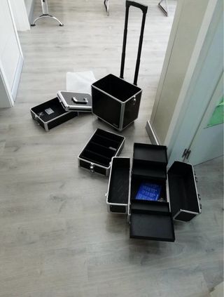 Maletín profesional SONGMICS ruedas