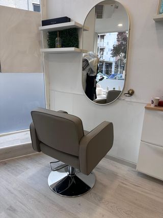 Sillón y lavacabezas peluquería, muebles, climazón