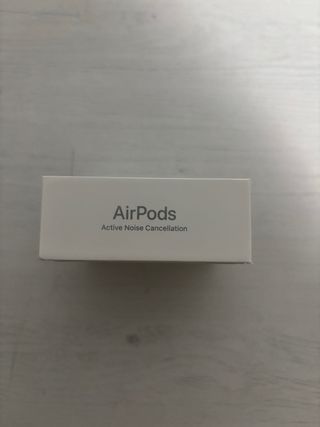 AirPods 4 con cancelación de ruido