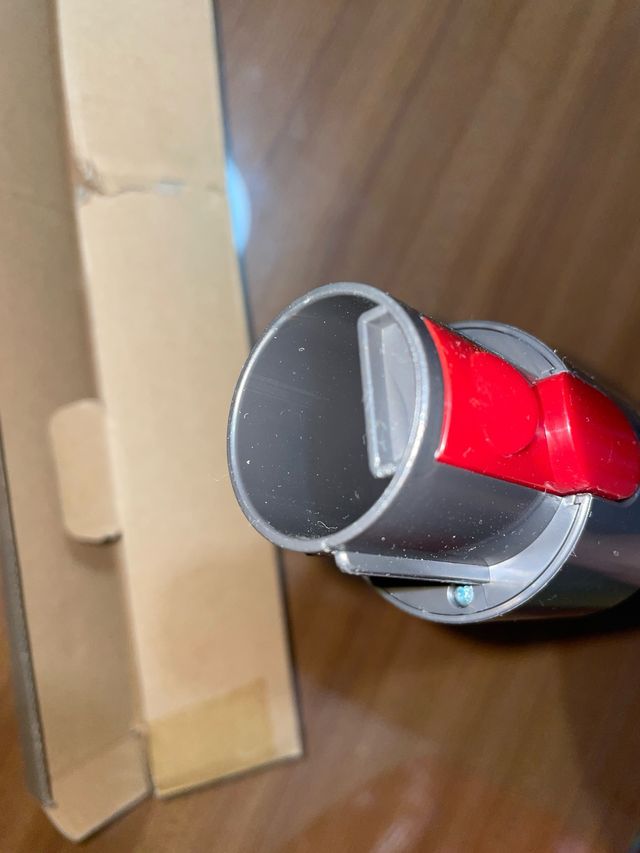 Tubo aspirador Dyson roxo