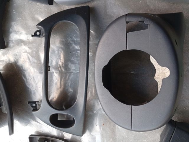 Plásticos Renault Megane 1 Varios