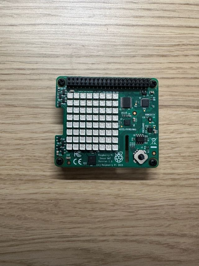 Raspberry Pi Sense HAT - Matriz 8x8 y Sensores