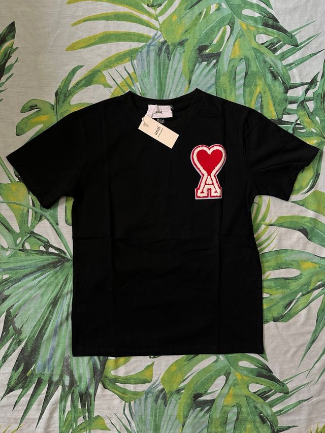 Camiseta Ami Paris Negra