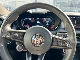 Alfa Romeo Tonale 2024 Tributo , Full : Harman K