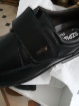 Zapatos Szpilman Profesional Piel
Precio Negociabl