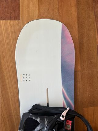 Tabla Snowboard Burton Women con Fijaciones 