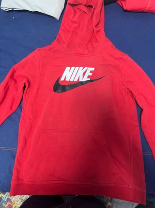 Sudadera Nike Roja con Logo