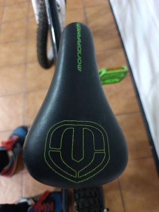 Bicicleta BMX Mondraker