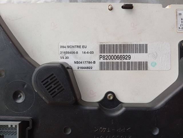 Cuadro Cuentakilómetros Renault Megane 1 DTI