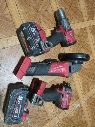 Milwaukee Taladro y Amoladora