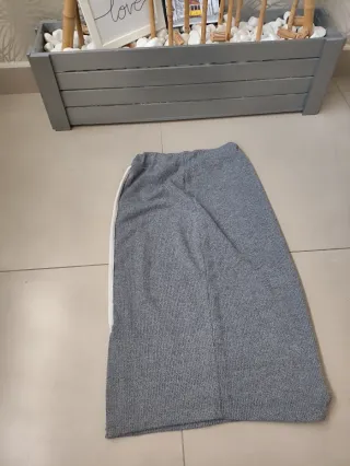 Conjunto falda y jersey gris Talla S