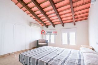 Casa adosada en alquiler en El Cabanyal- El Canyamelar en Valencia