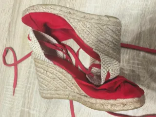 Cuñas Castañer Rojas