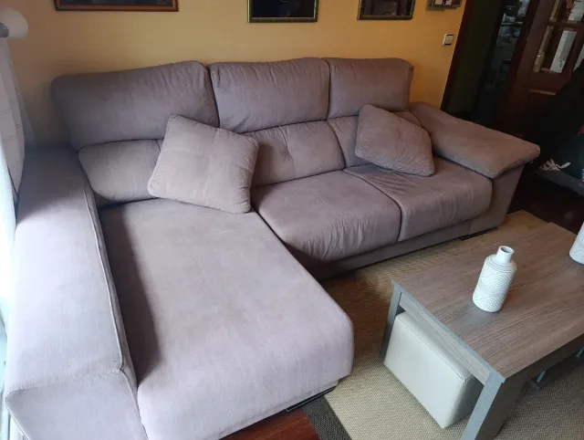 Sofá chaiselongue beige