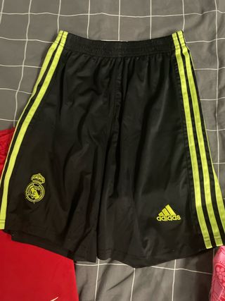Pantalón corto Adidas fútbol negro y verde