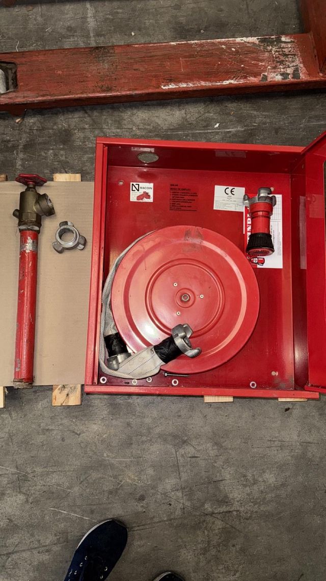 2 Armarios Manguera Incendios Completos