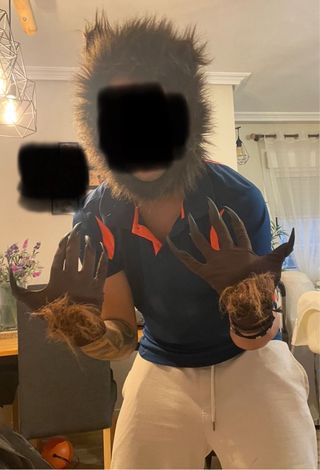Peluca y guantes de lobo