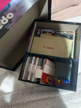 Juego de mesa Cluedo Traición en la Mansión Tudor