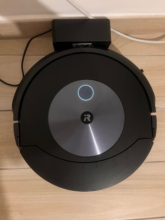 Robot Roomba Combo J7