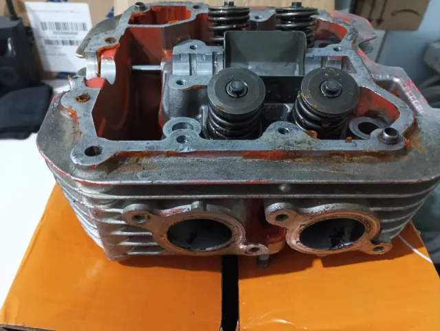 Culata Suzuki DR Big 750