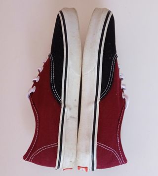 Zapatillas  Astro-7 Rojo/Negro