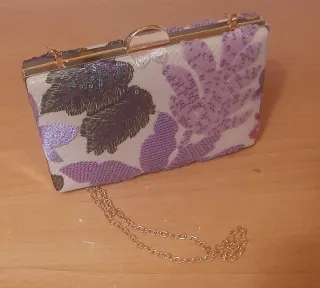 Bolso de fiesta lentejuelas morado y dorado