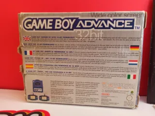 CONSOLA GAMEBOY ADVANCE TRANSPARENTE CON CAJA