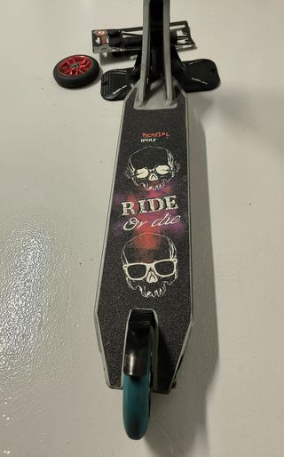 Patinete Pro Custom Negro/Rojo