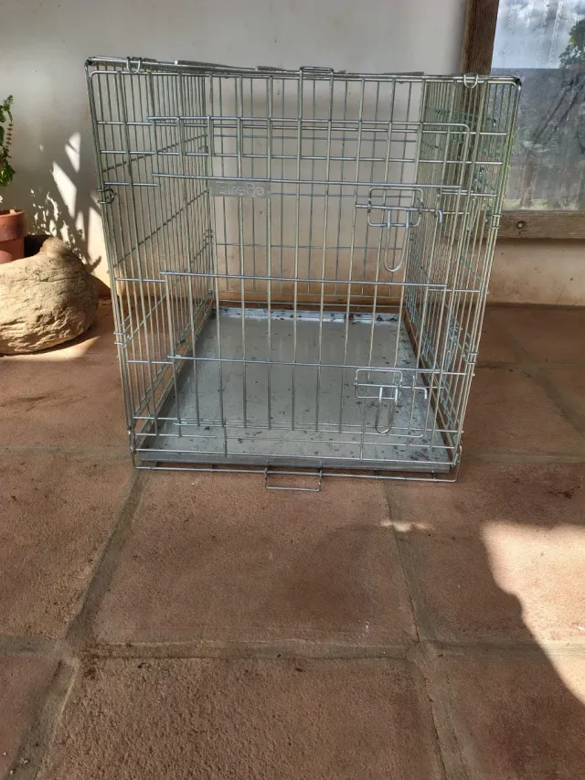 Jaula plegable para perros. NUEVA OFERTON 45€
